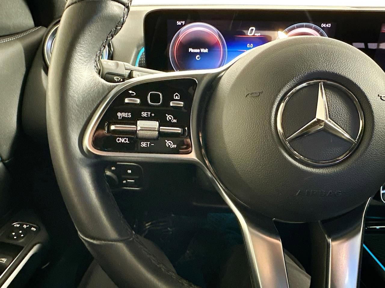 Used 2023 Mercedes-Benz EQB 350 4MATIC SUV w/ Exclusive Package image 48
