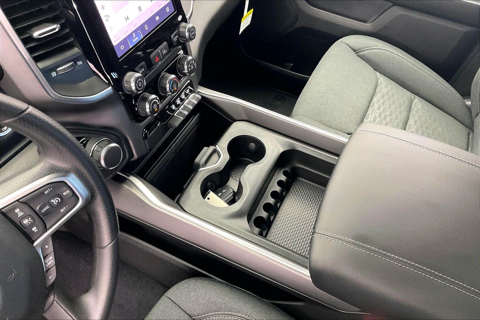 New 2026 RAM 1500 Express AWD/4WD image 8