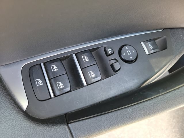 Used 2018 BMW X3 xDrive30i AWD/4WD image 12