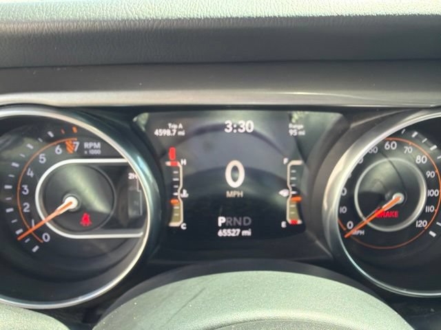 Used 2018 Jeep Wrangler Unlimited Sahara AWD/4WD image 17