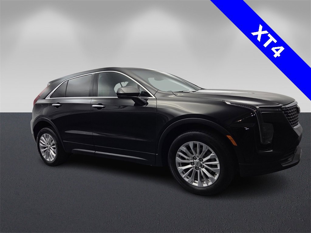 Used 2024 Cadillac XT4 Luxury w/ Cold Weather Package