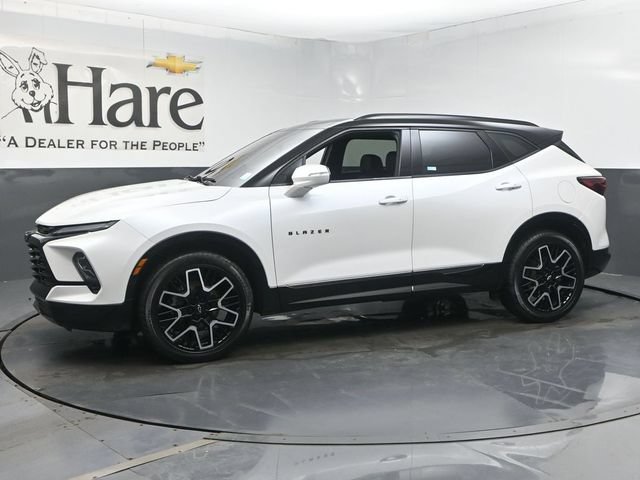 Used 2024 Chevrolet Blazer RS w/ Enhanced Convenience Package FWD image 32