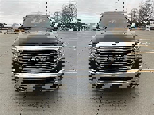 Used 2024 RAM 1500 Laramie image 9