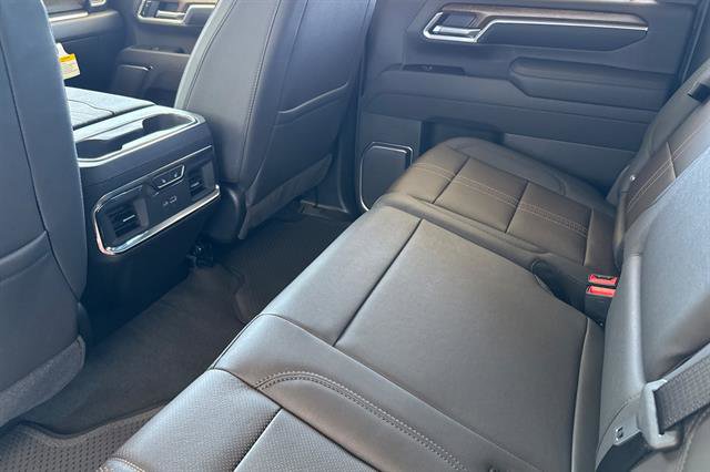 New 2026 Chevrolet Silverado 3500 High Country w/ Technology Package image 13