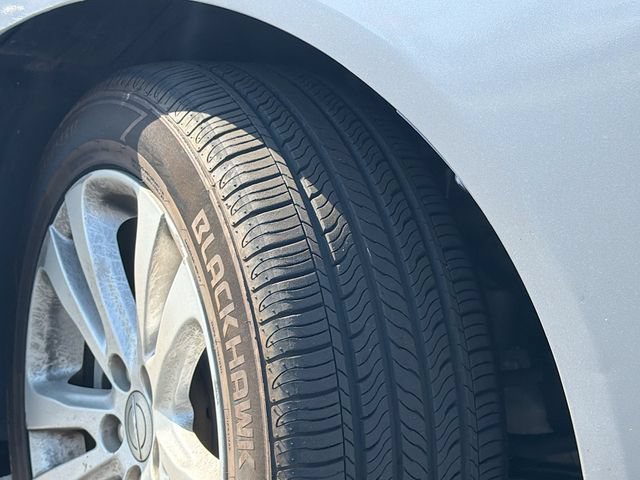 Used 2015 Chrysler 200 Limited w/ Convenience Group FWD image 10