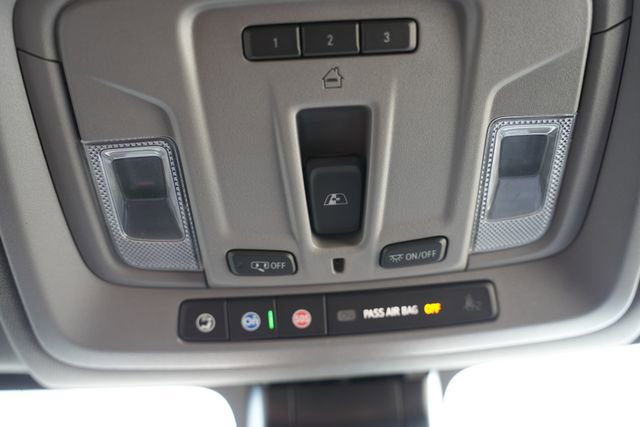 Used 2023 GMC Sierra 3500 Denali image 30