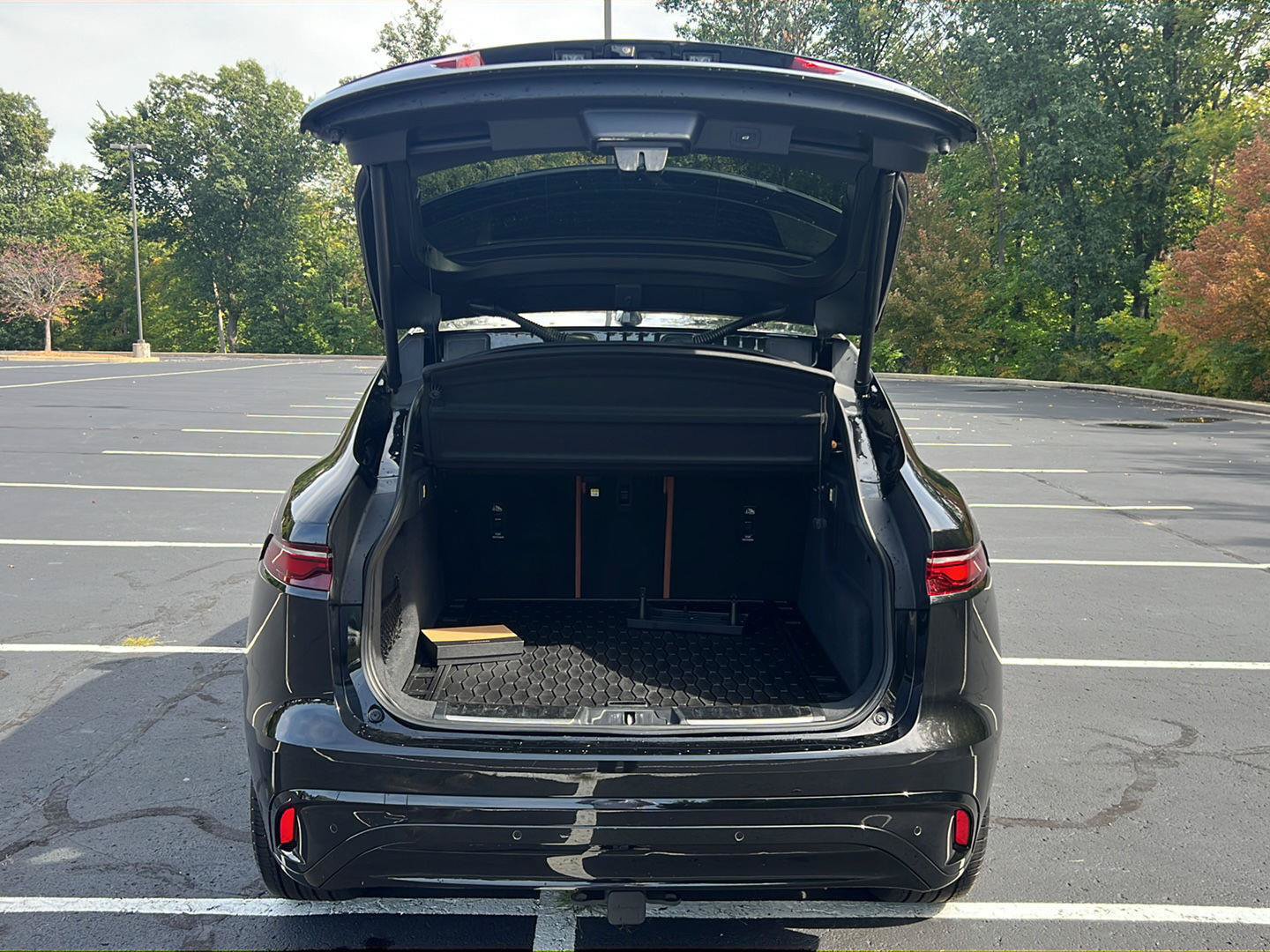Certified 2026 Jaguar F-PACE R-Dynamic S AWD/4WD image 30