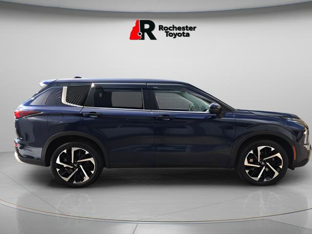 Used 2022 Mitsubishi Outlander SE AWD/4WD image 3