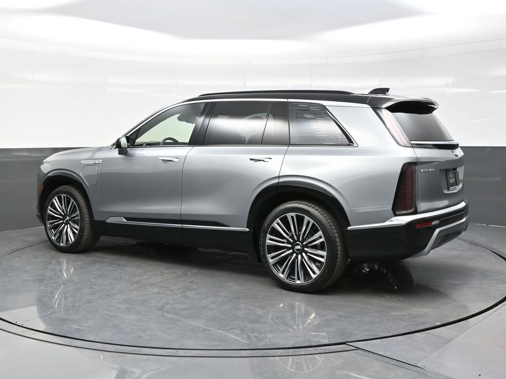 New 2026 Cadillac Vistiq Premium Luxury w/ LPO, Floor Liner Package AWD/4WD image 4