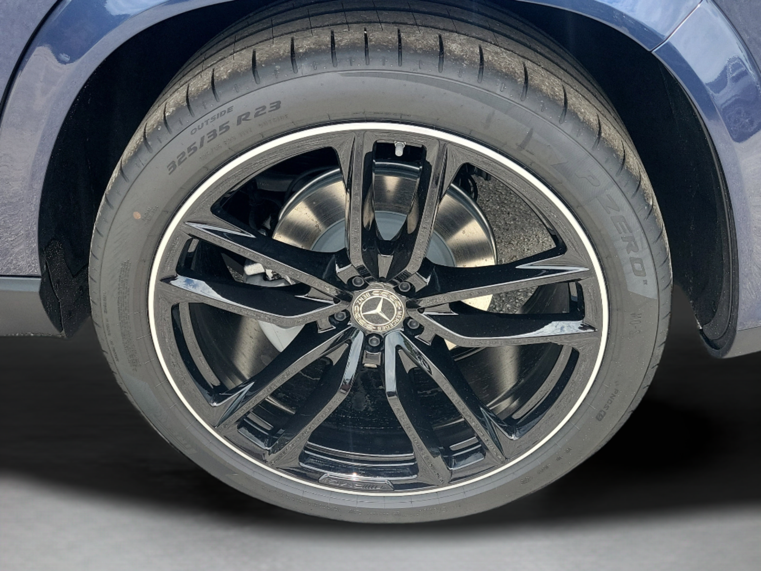 New 2026 Mercedes-Benz GLS 450 4MATIC image 31