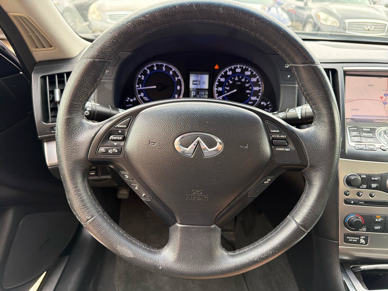 Used 2015 INFINITI Q40 AWD w/ Navigation Package image 13