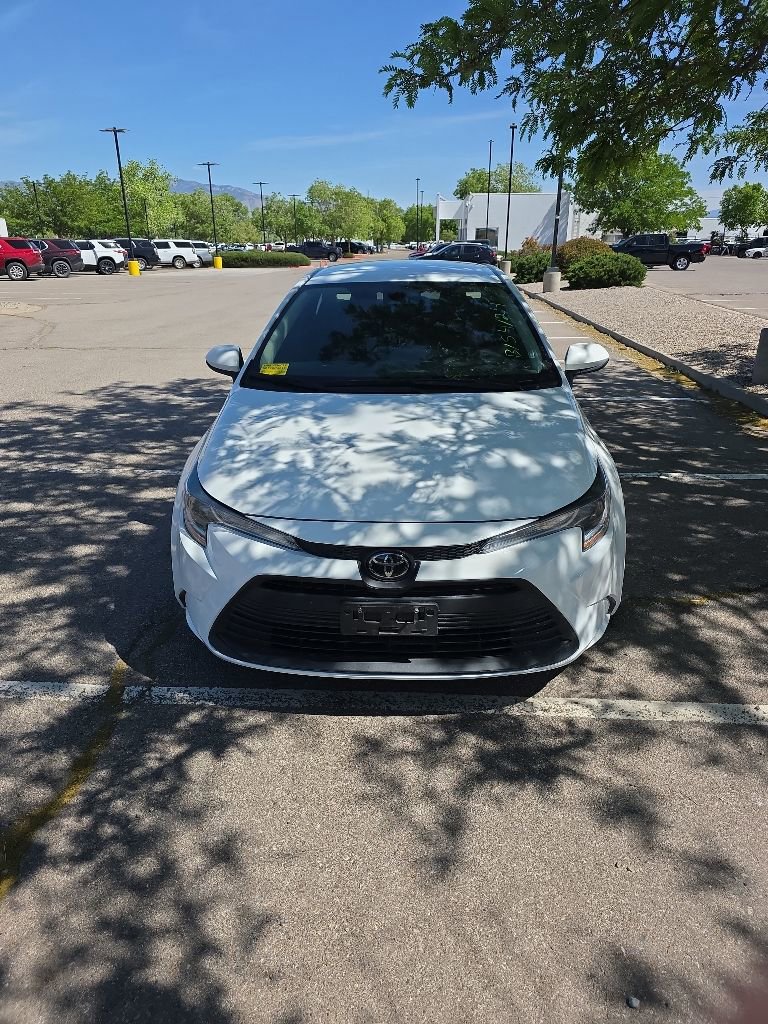 Used 2024 Toyota Corolla LE FWD image 6