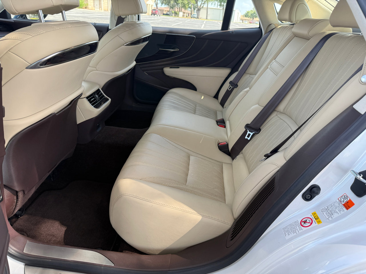 Used 2018 Lexus LS 500h AWD w/ Interior Upgrade Package image 20