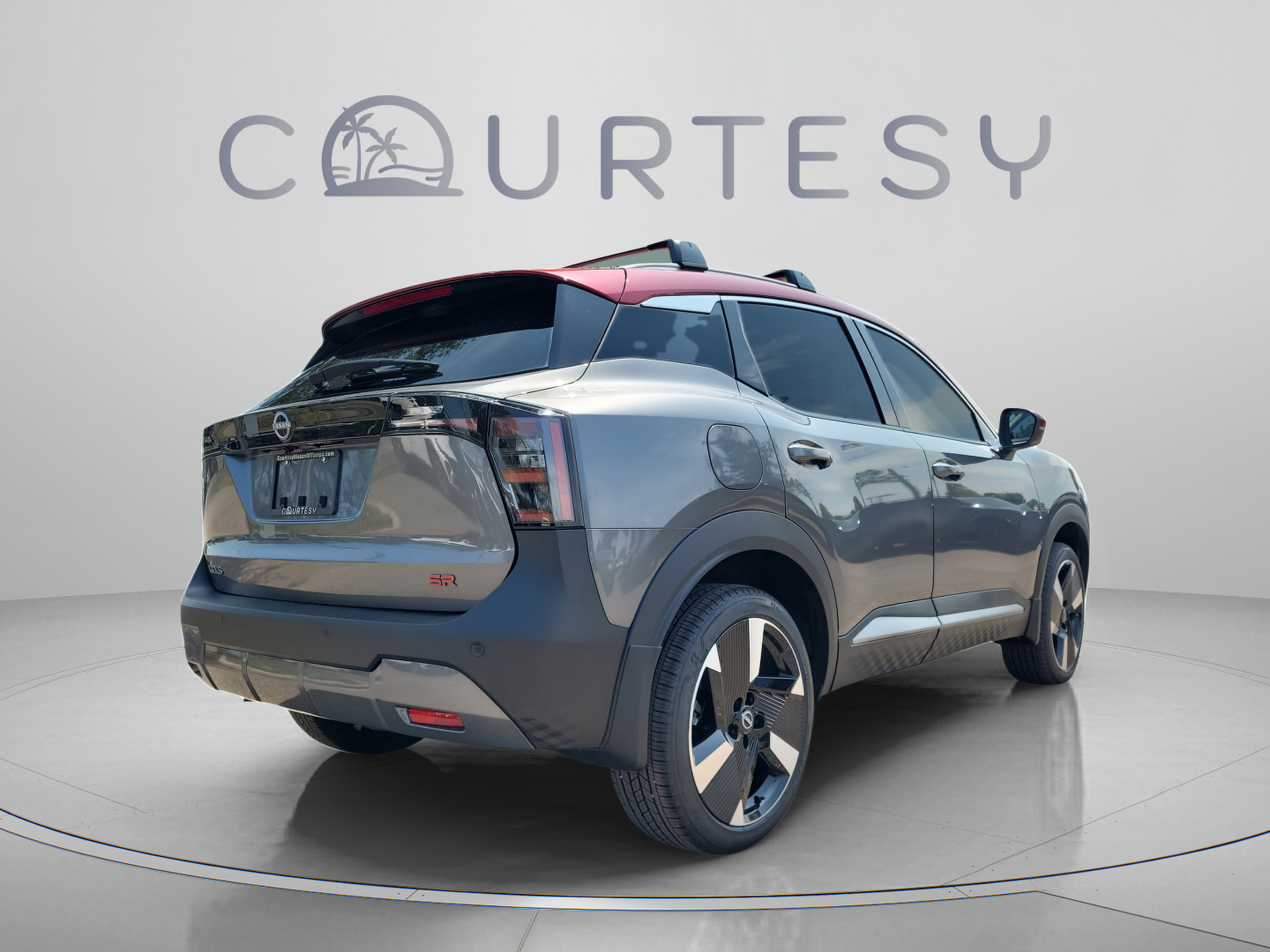 New 2025 Nissan Kicks SR FWD image 5