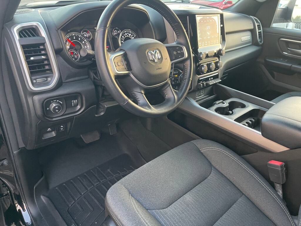 Used 2020 RAM 1500 Big Horn AWD/4WD image 5