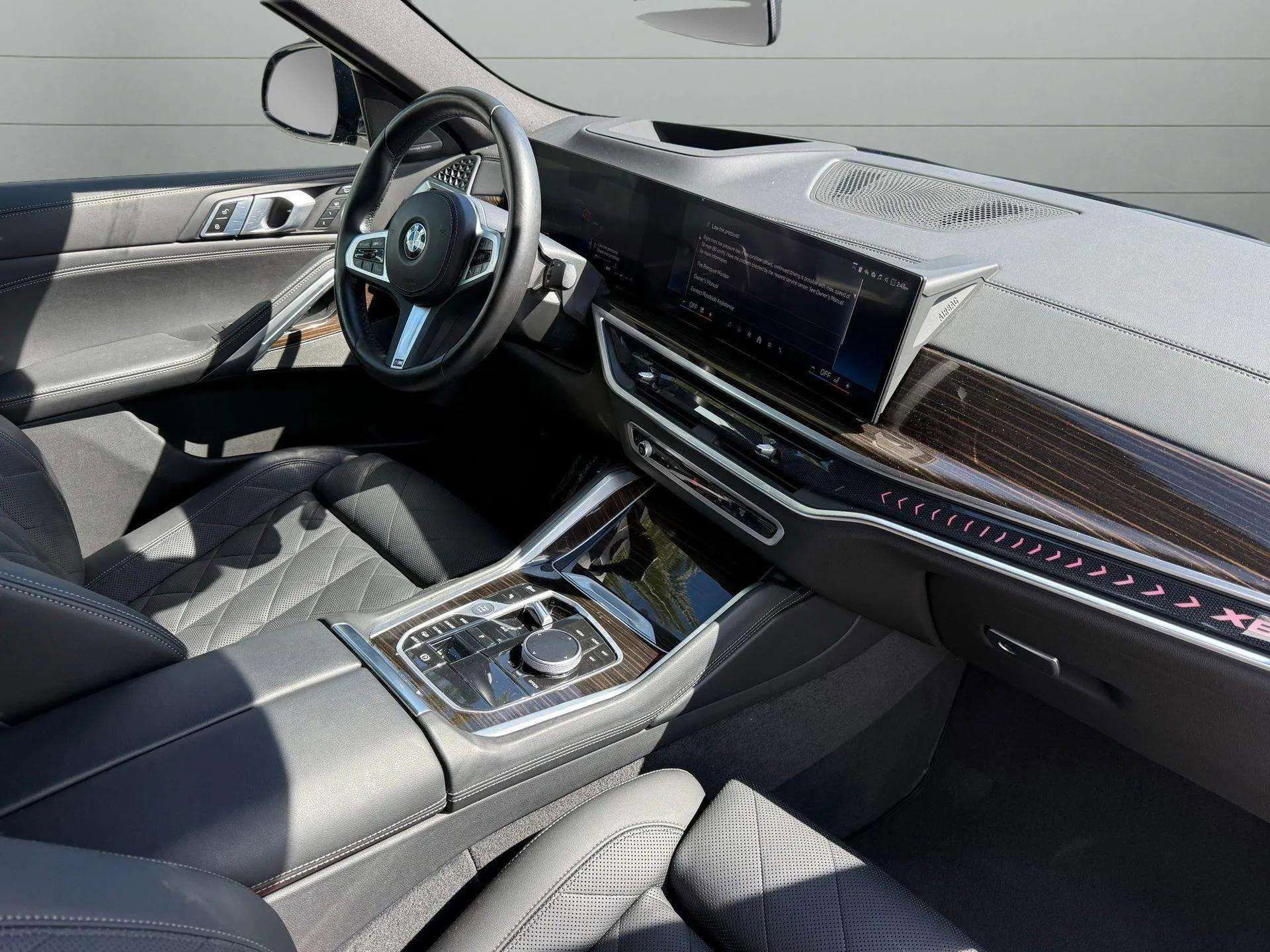 Used 2024 BMW X6 xDrive40i AWD/4WD image 2