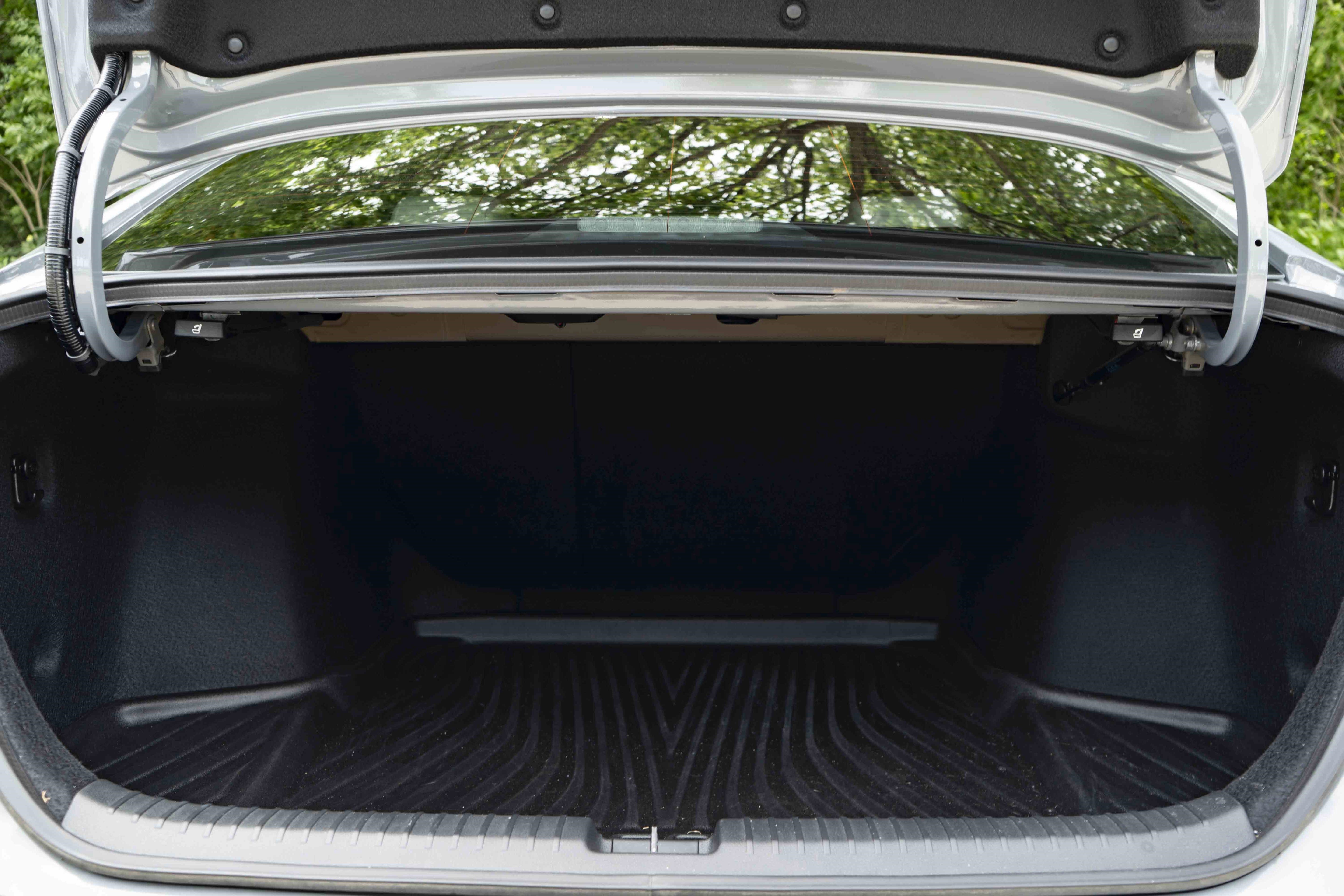 Used 2025 Honda Accord Touring image 44