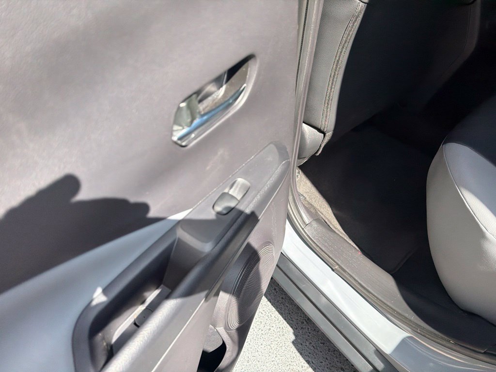 Used 2024 Nissan Kicks SR w/ SR Premium Package FWD image 30