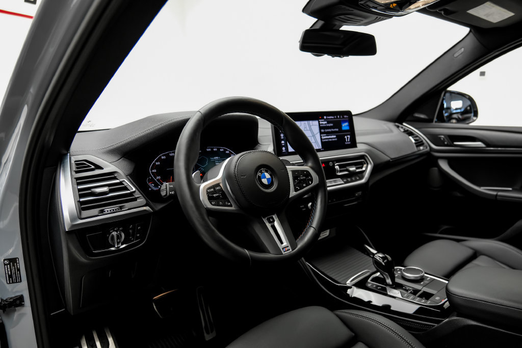 Used 2025 BMW X4 M40i w/ Premium Package AWD/4WD image 5