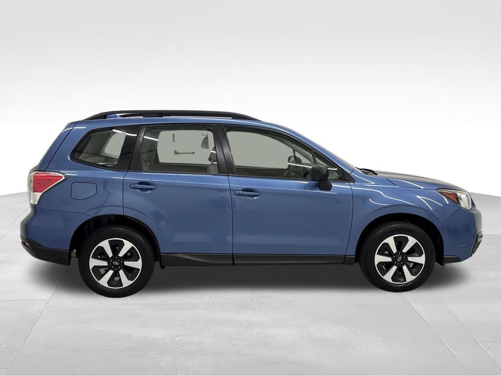 Used 2018 Subaru Forester 2.5i w/ Alloy Wheel Package AWD/4WD image 7