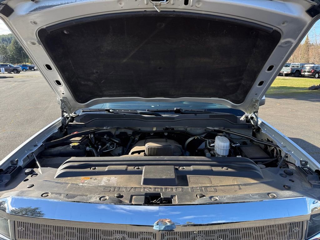 Used 2019 Chevrolet Silverado 2500 LT AWD/4WD image 20