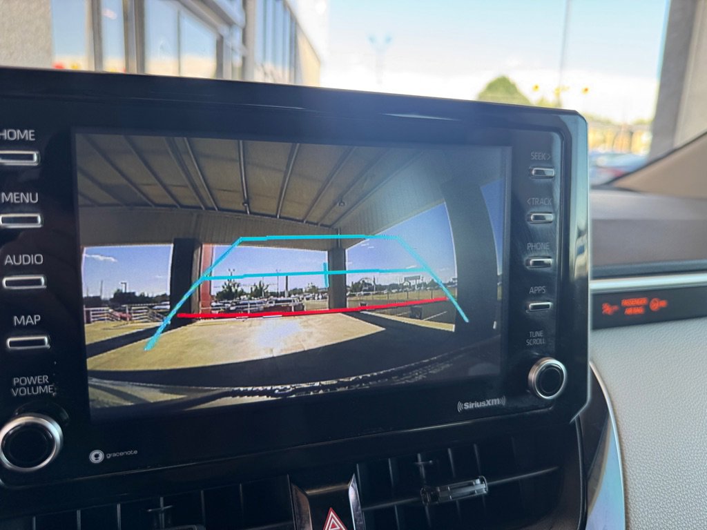 Used 2021 Toyota Corolla LE w/ Carpet Mat Package (TMS) image 13