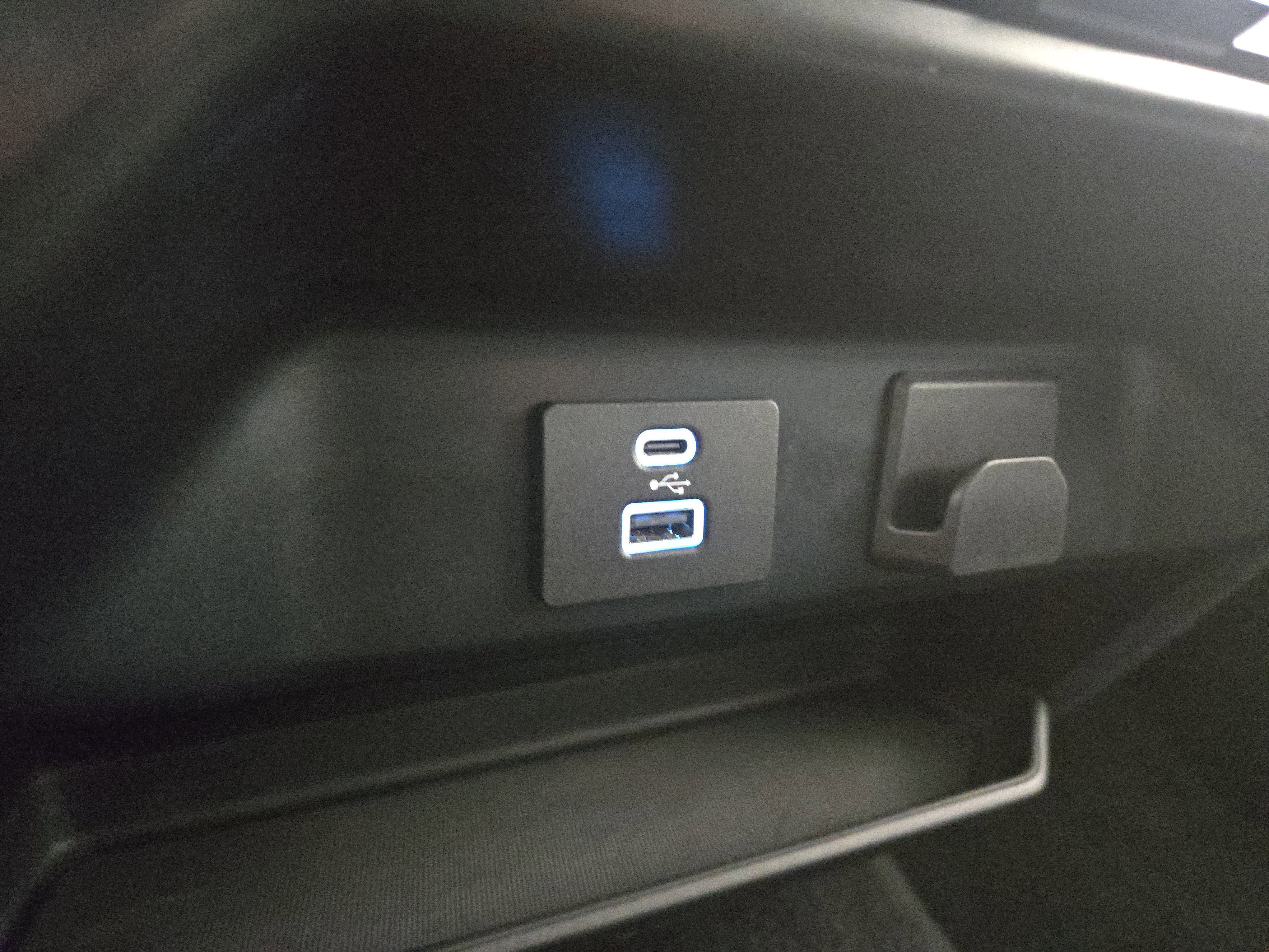 Used 2024 Ford F150 XLT w/ Tow/Haul Package image 26