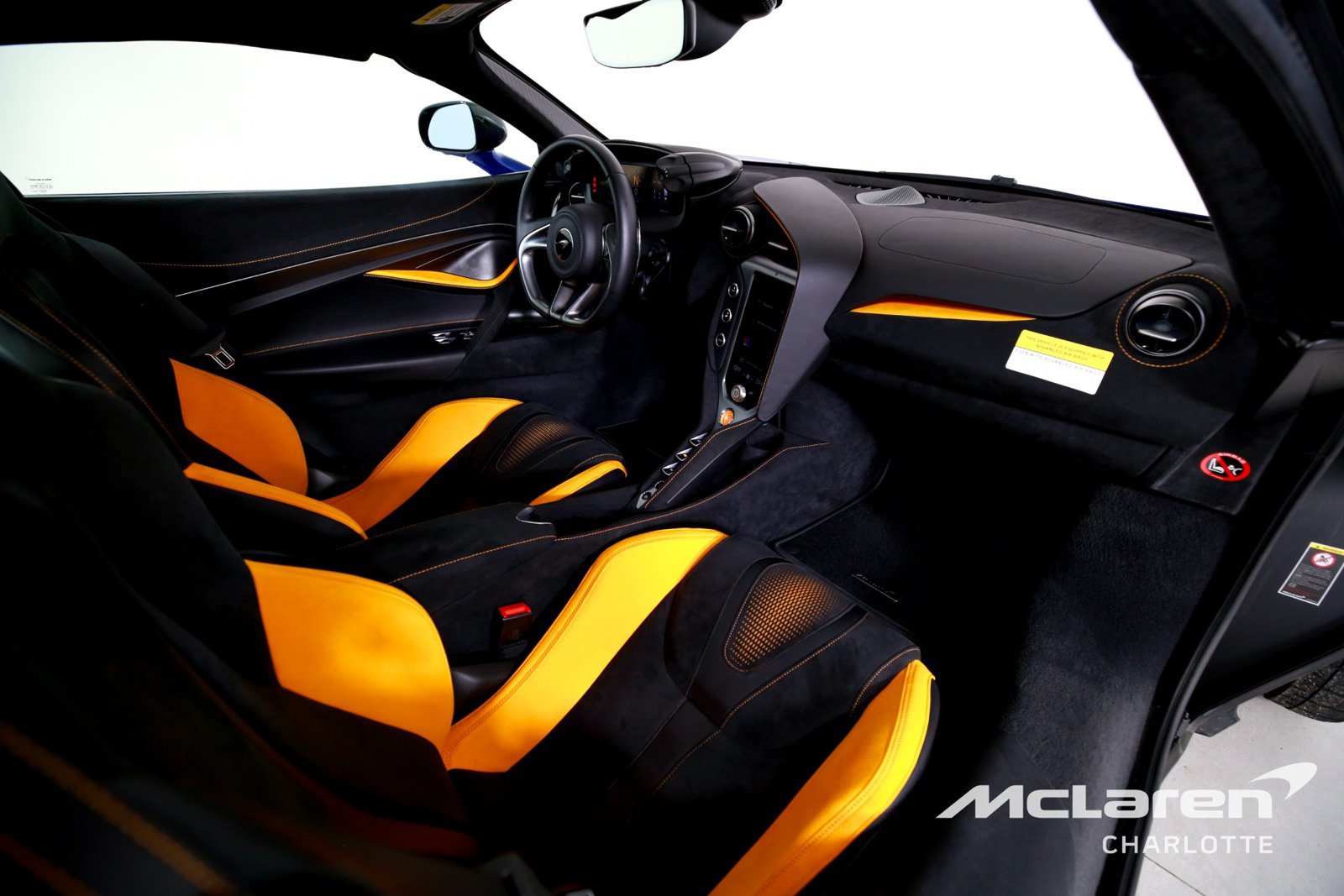 Used 2025 McLaren 750S RWD image 19