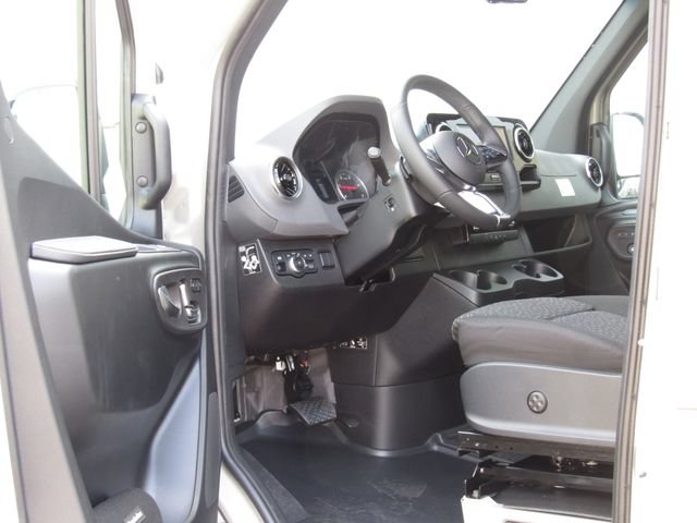 New 2026 Mercedes-Benz Sprinter 2500 image 10