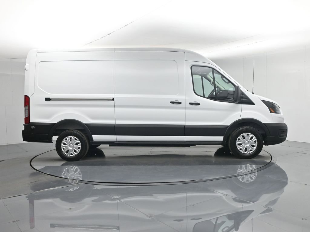 New 2026 Ford E-Transit 148 Medium Roof w/ Load Area Protection Package image 21
