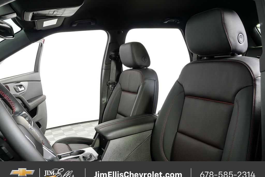 New 2026 Chevrolet Blazer RS w/ LPO, Floor Liner Package image 5