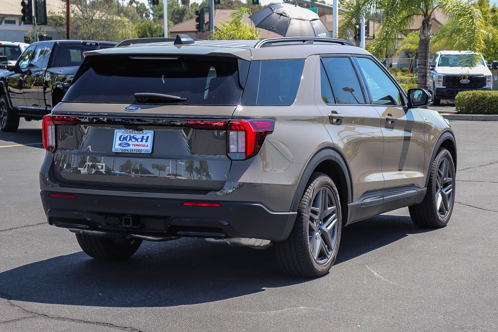 New 2026 Ford Explorer ST-Line w/ ST-Line Street Pack RWD image 4