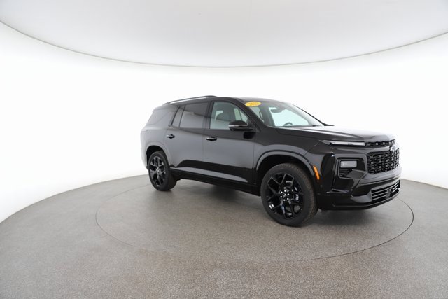 Used 2025 Chevrolet Traverse RS w/ LPO, Floor Liner Package image 26