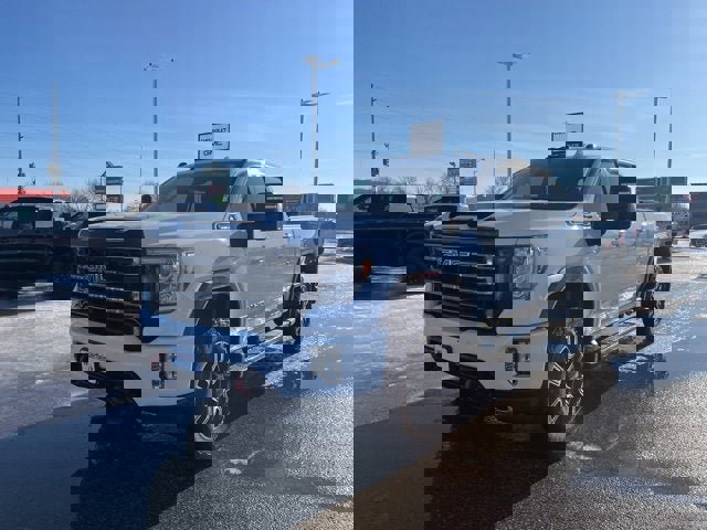 Used 2020 GMC Sierra 2500 AT4 w/ AT4 Premium Package image 2