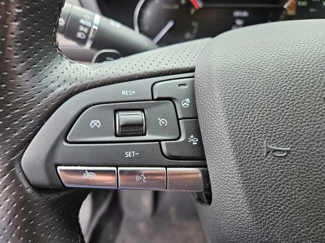 Used 2023 Cadillac XT4 Sport image 27