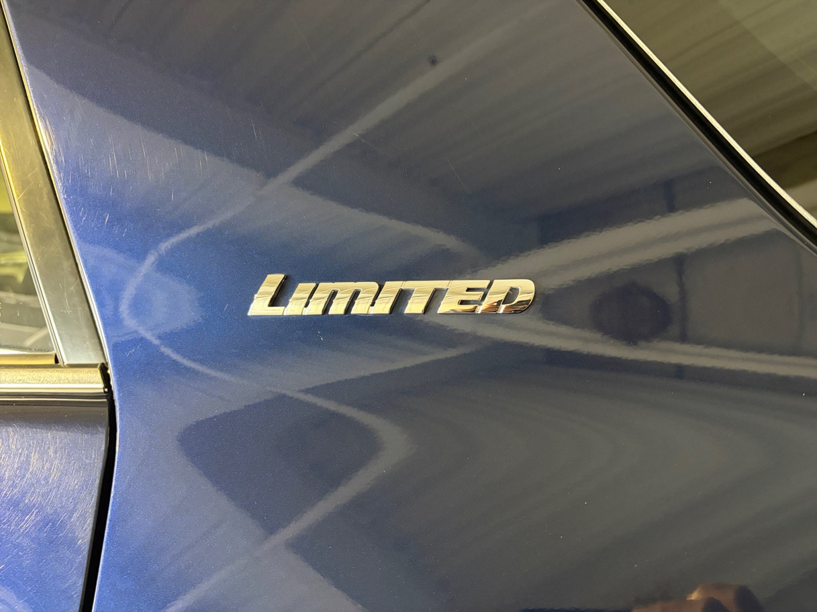 Used 2022 Toyota 4Runner Limited AWD/4WD image 16