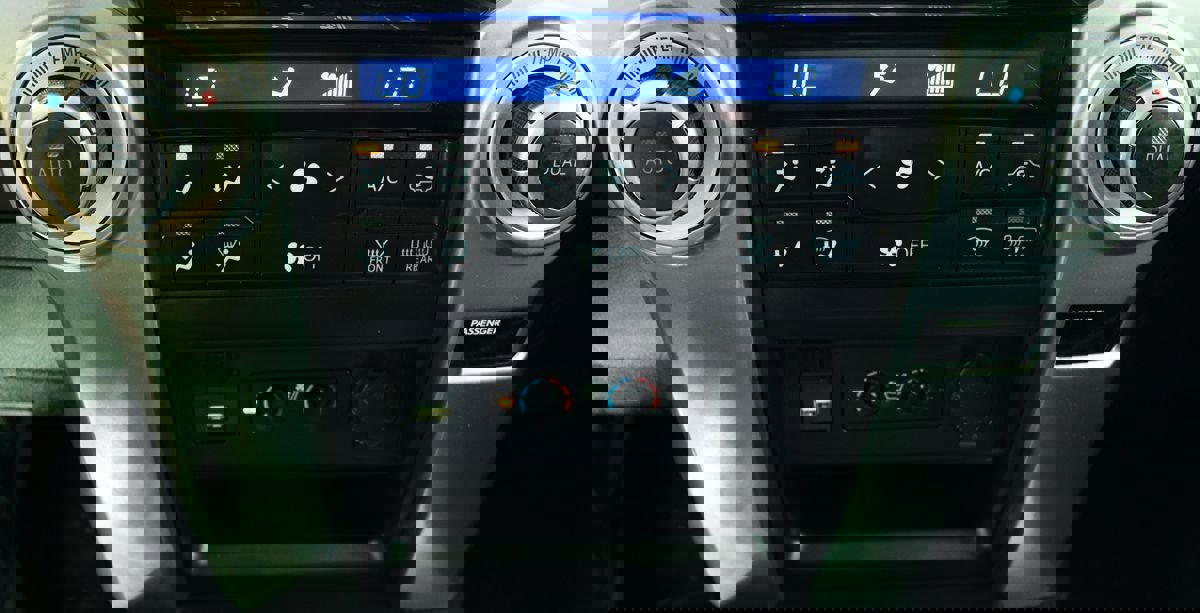 Used 2022 Toyota 4Runner Limited AWD/4WD image 50