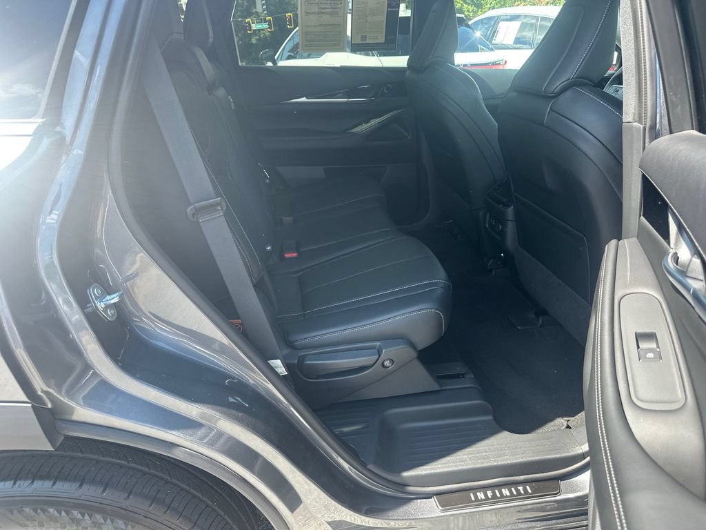 Certified 2024 INFINITI QX60 Pure FWD image 13