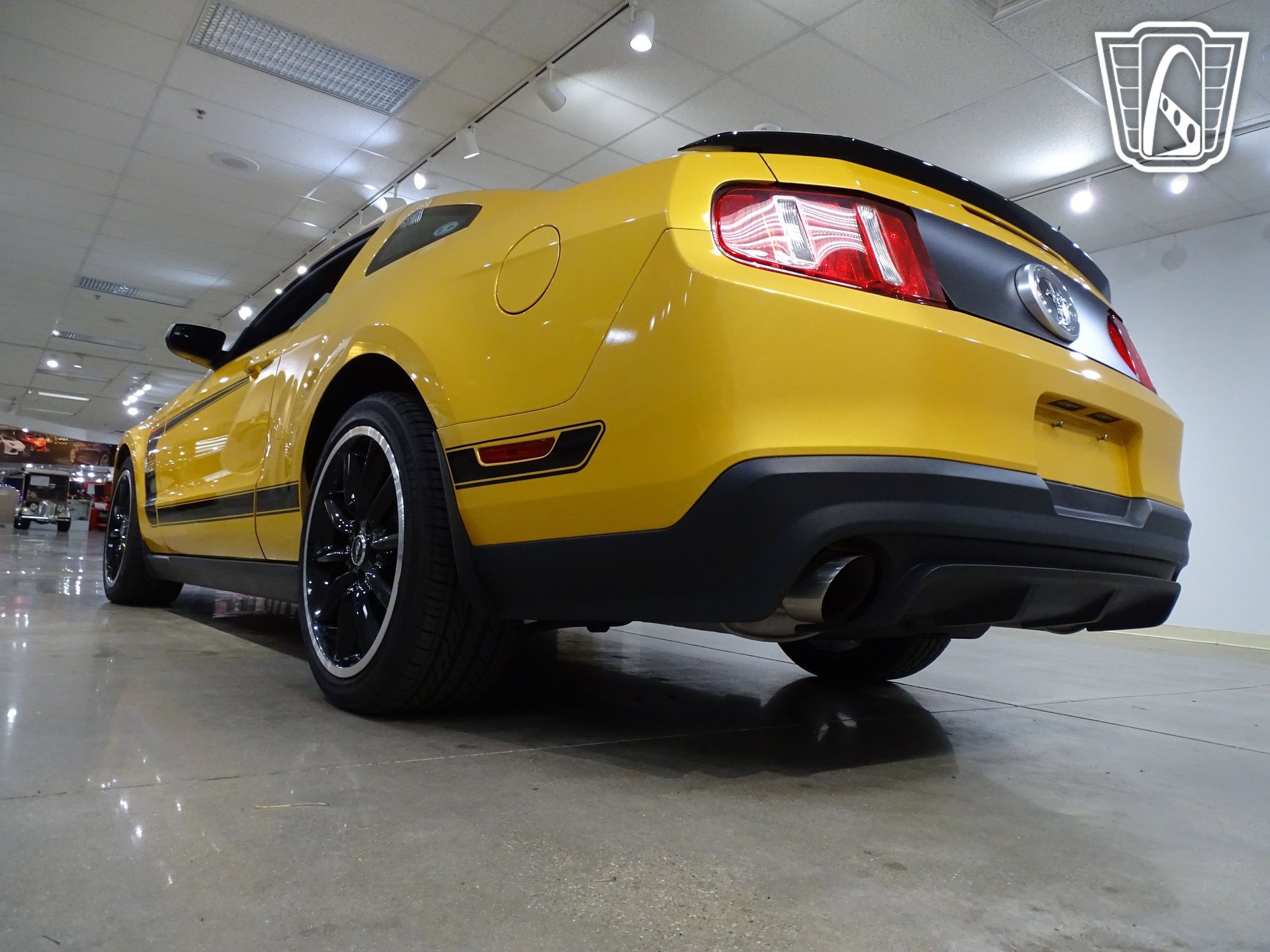 Used 2012 Ford Mustang Boss 302 w/ Boss 302 Accessory Pkg RWD image 10