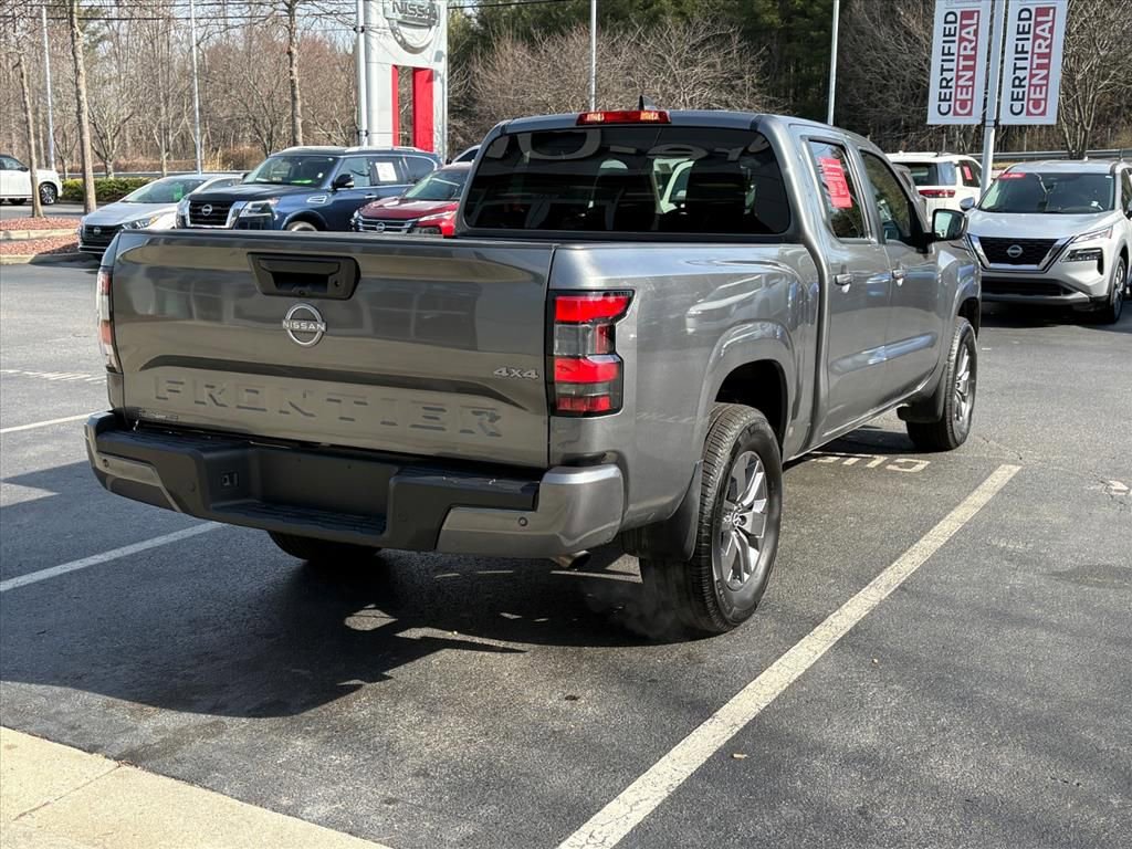 Certified 2025 Nissan Frontier SV image 8