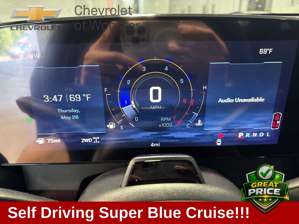 New 2026 Chevrolet Traverse Z71 w/ Enhanced Driving Package AWD/4WD image 7