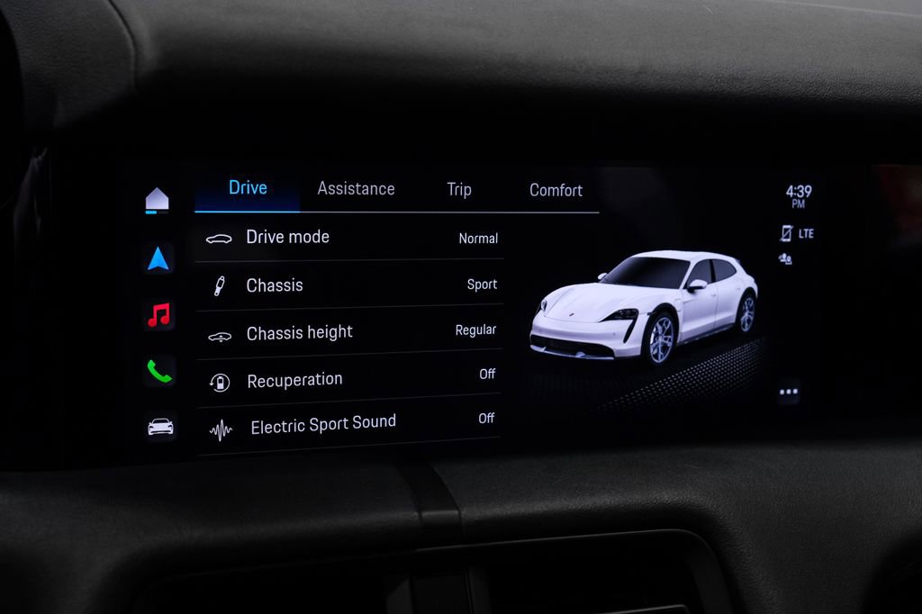 Used 2023 Porsche Taycan 4 Cross Turismo image 30