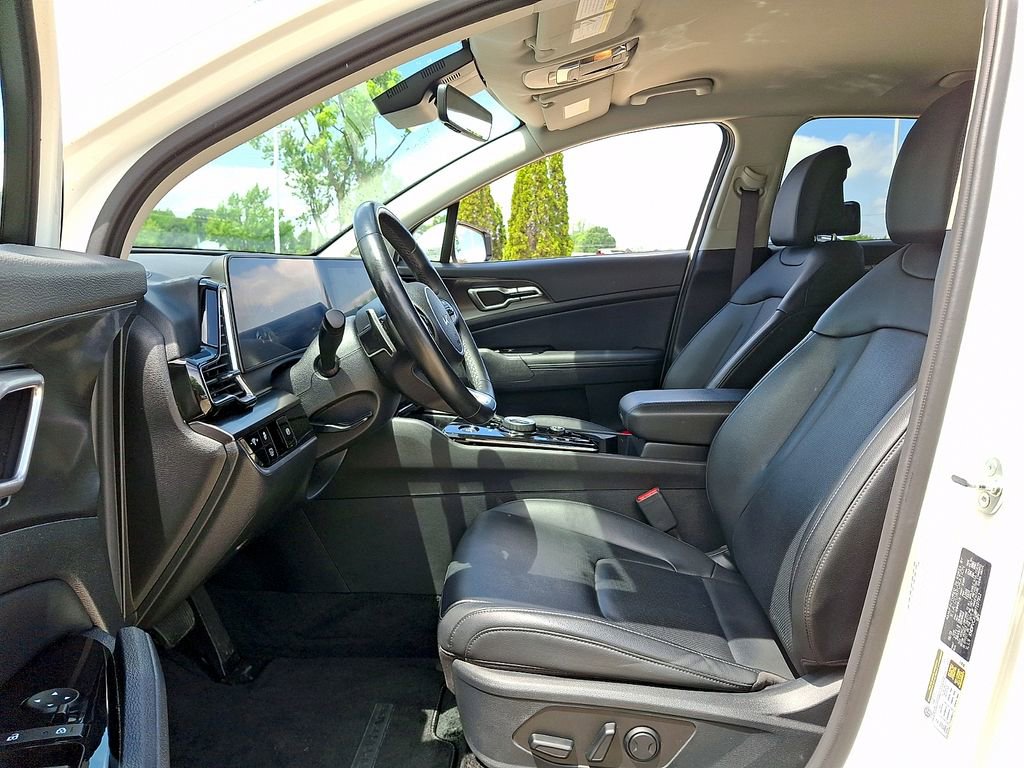 Used 2023 Kia Sportage EX AWD/4WD image 13