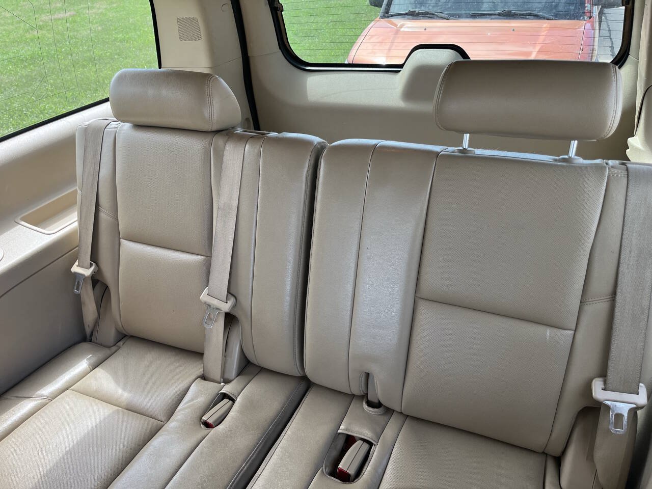 Used 2013 Chevrolet Suburban LTZ AWD/4WD image 21
