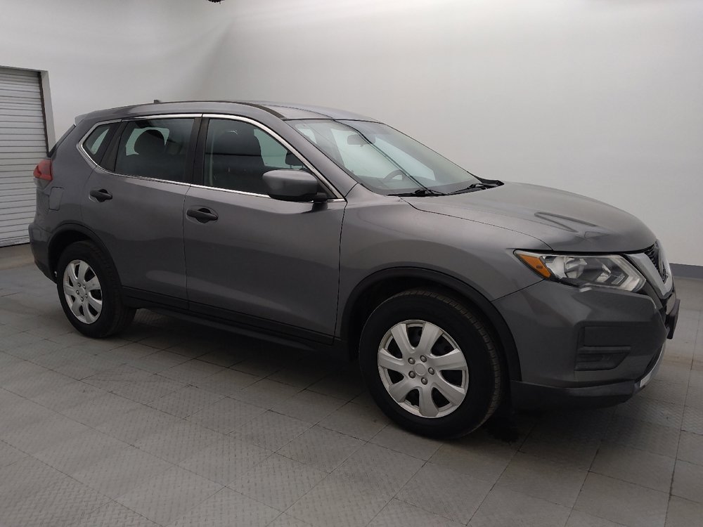 Used 2018 Nissan Rogue S image 11