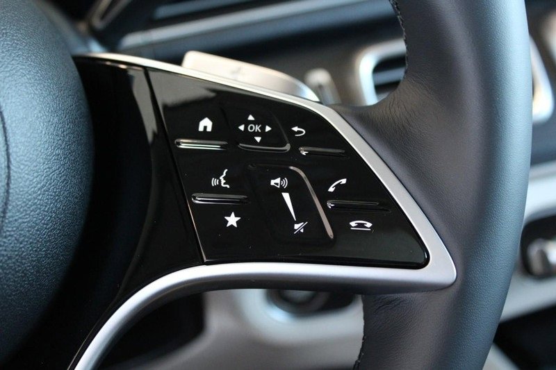 New 2025 Mercedes-Benz GLE 450e 4MATIC image 11