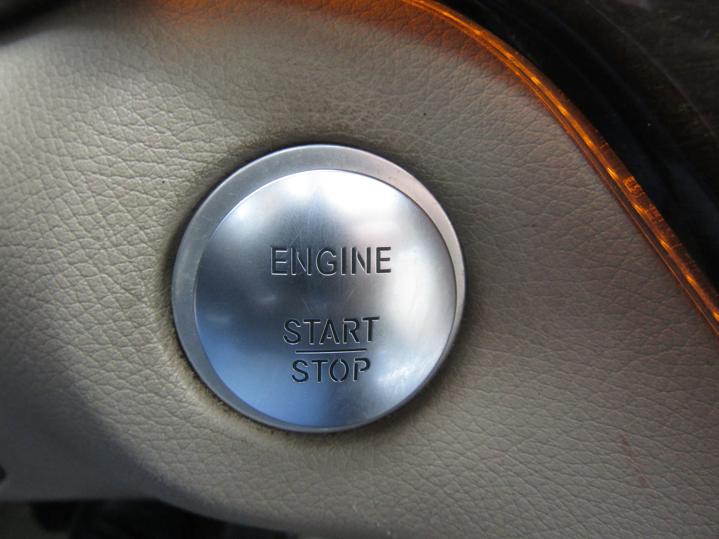 Used 2015 Mercedes-Benz GL 320 BlueTEC 4MATIC image 28