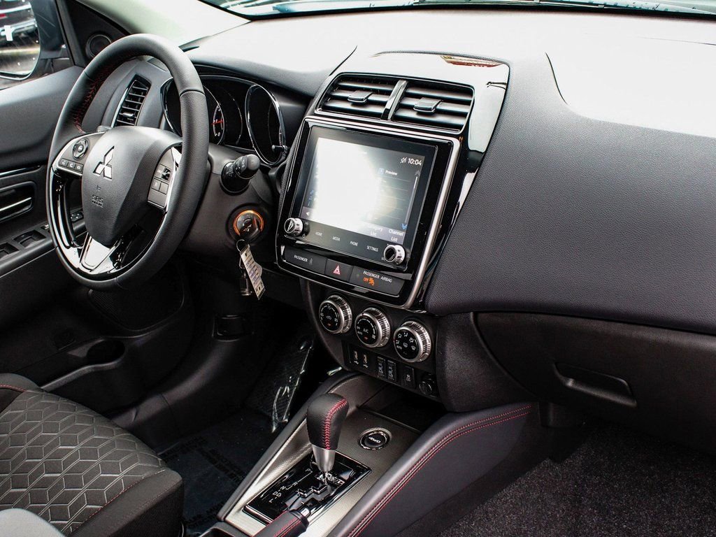New 2025 Mitsubishi Outlander Sport LE AWD/4WD image 40