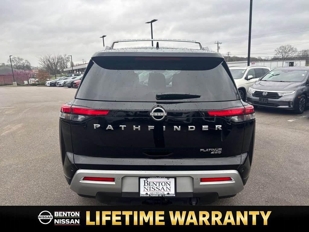 Used 2025 Nissan Pathfinder Platinum w/ Cargo Package image 8