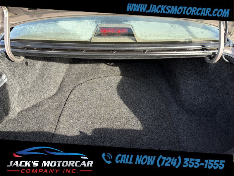 Used 1995 Ford Thunderbird LX image 19